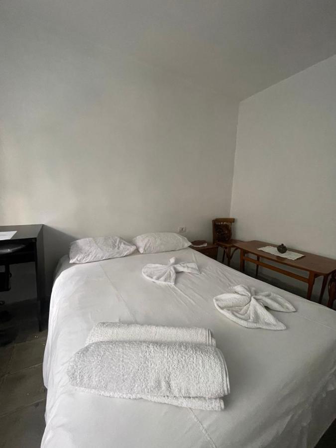 שקודר Communist Style Room מראה חיצוני תמונה
